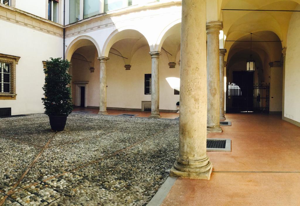 Apartamento Tl Palazzo Fantuzzi Bolonia Exterior foto